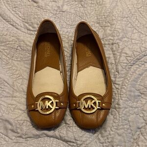 Michael Kors Tan Leather Flats with Gold Logo